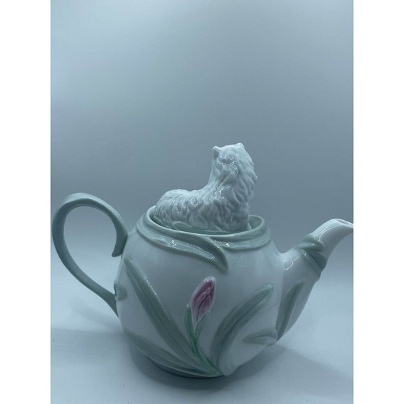 Porcelain Persian Cat Lily Flower Teapot - Picture 6 of 7